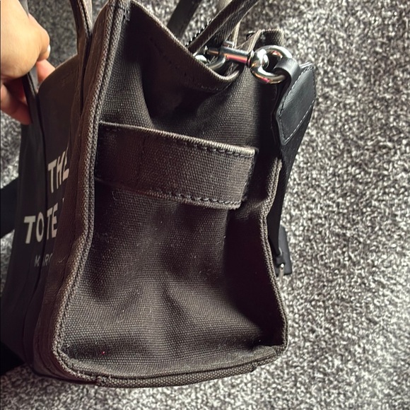 Marc Jacobs Black Messenger Bag - Picture 8 of 12